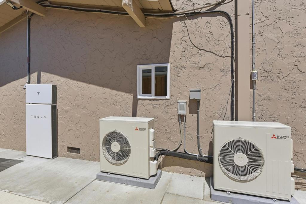 1538 Hallcrest Drive Property Photo 41