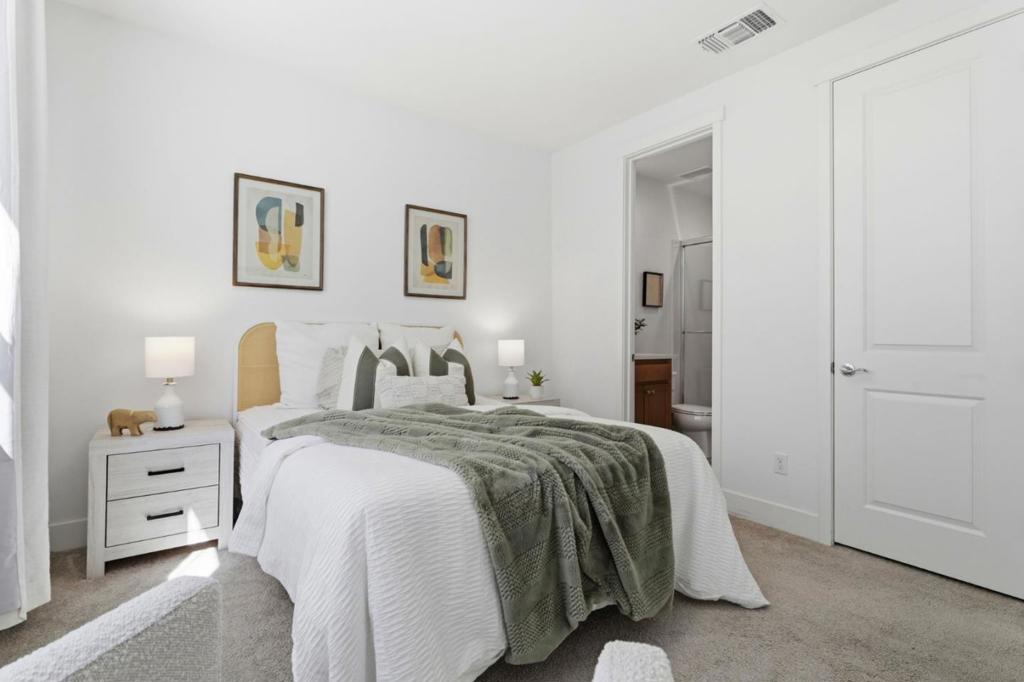 37309 Suncrest Street Property Photo 5