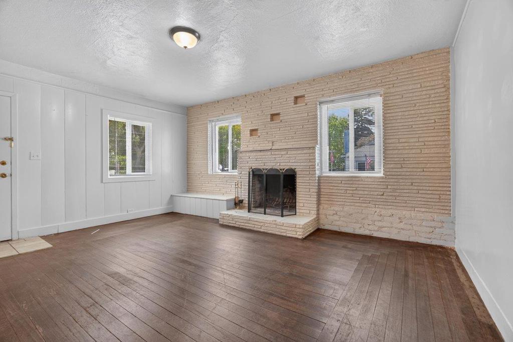 721 9th Street Property Photo 4