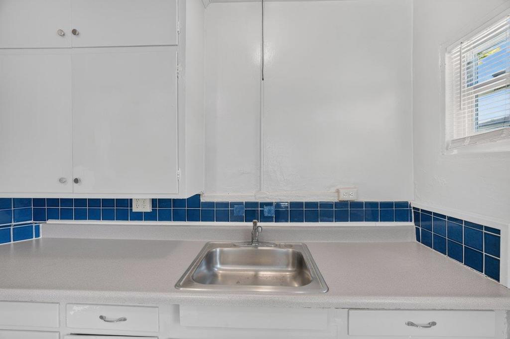 721 9th Street Property Photo 7