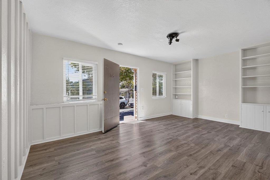 721 9th Street Property Photo 12