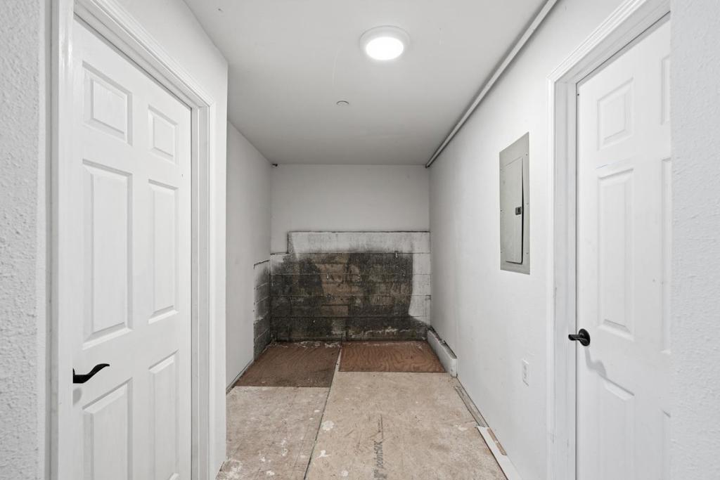 6188 Oakdale Avenue Property Photo 24