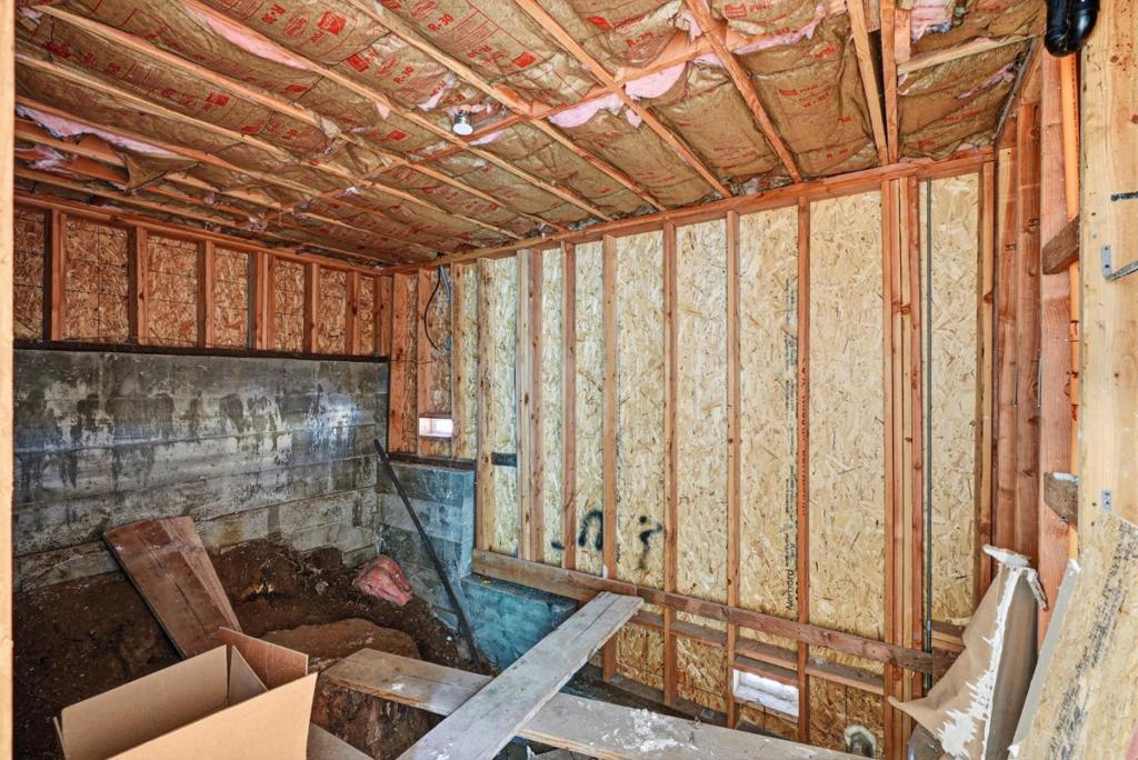 6188 Oakdale Avenue Property Photo 25