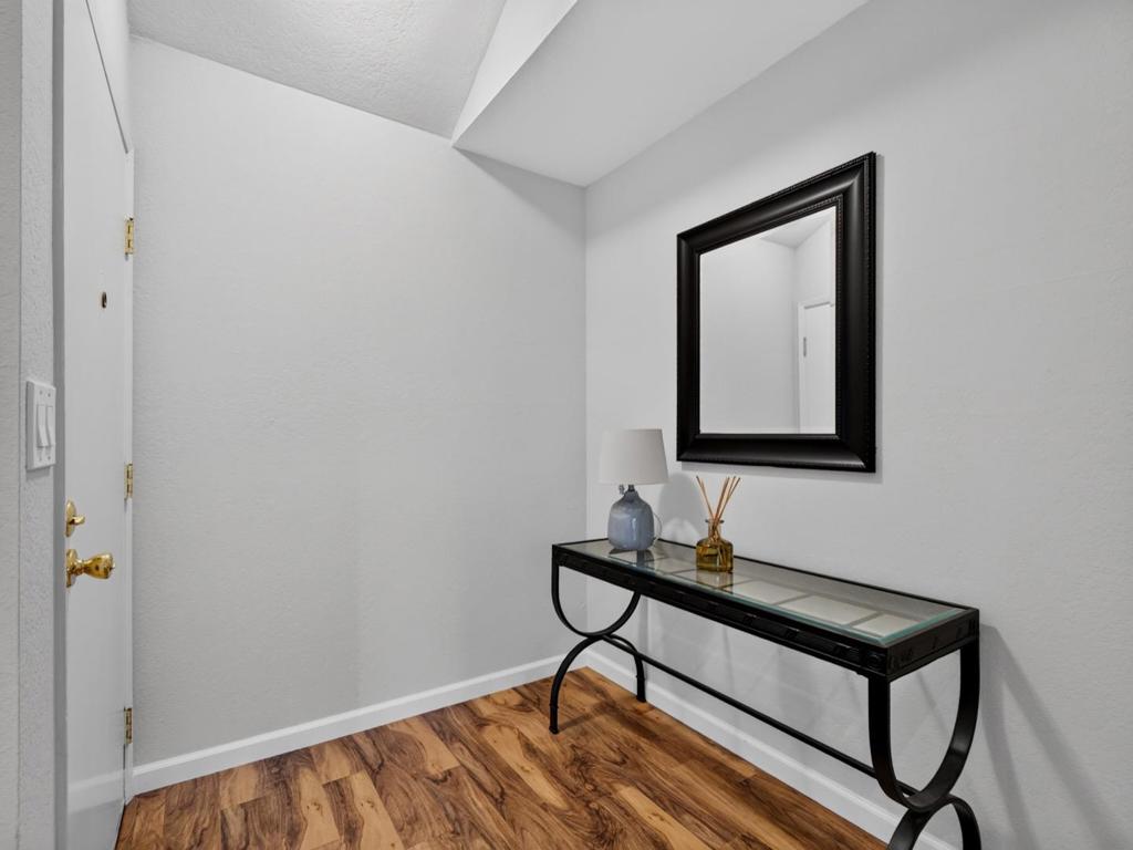 262 Crestview Drive Property Photo 4