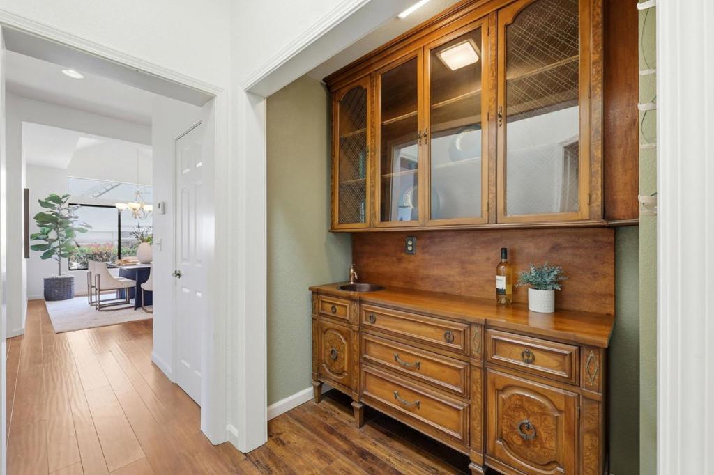 7711 Galloway Drive Property Photo 10