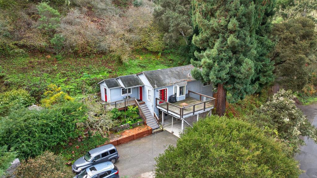 885 Larkin Valley Road Property Photo 2