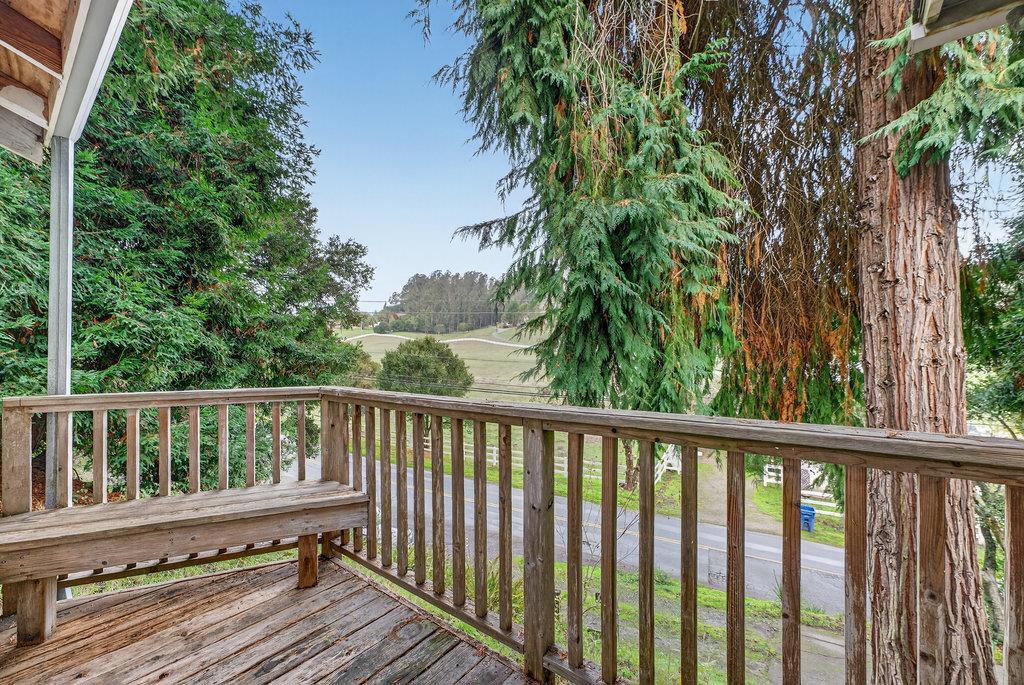 885 Larkin Valley Road Property Photo 13