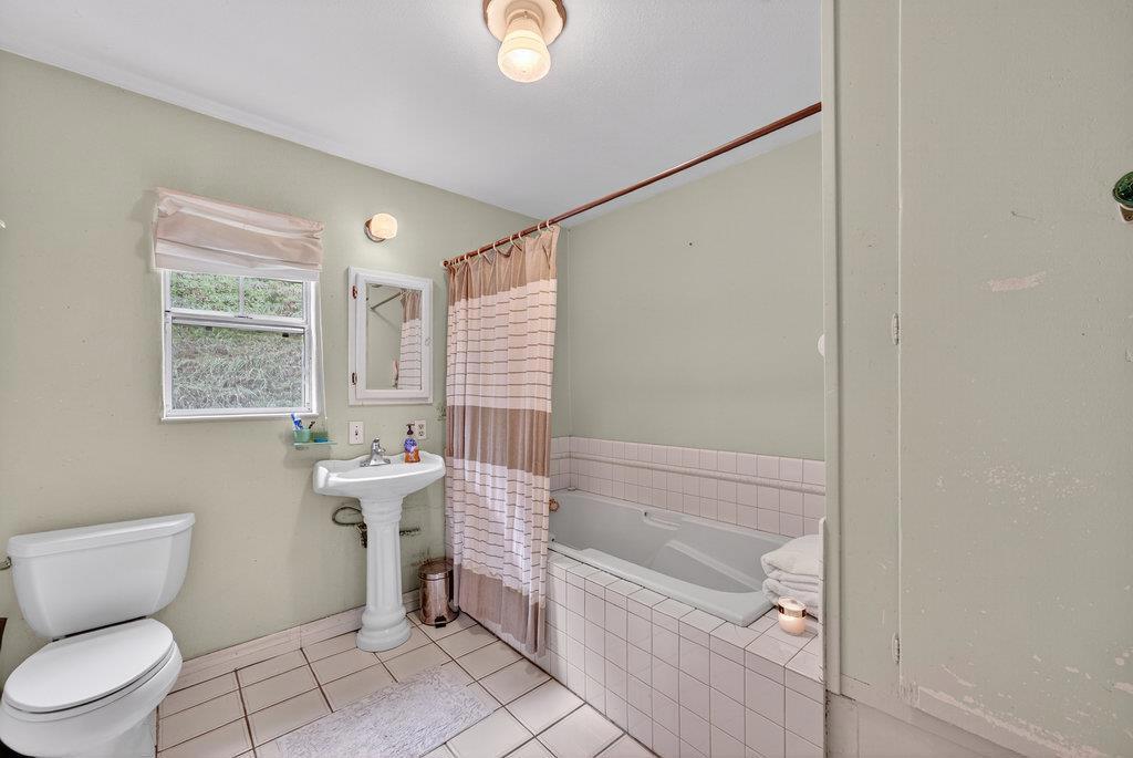 885 Larkin Valley Road Property Photo 19