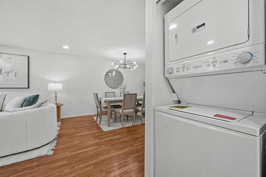 5029 Shalimar Circle Property Photo 18