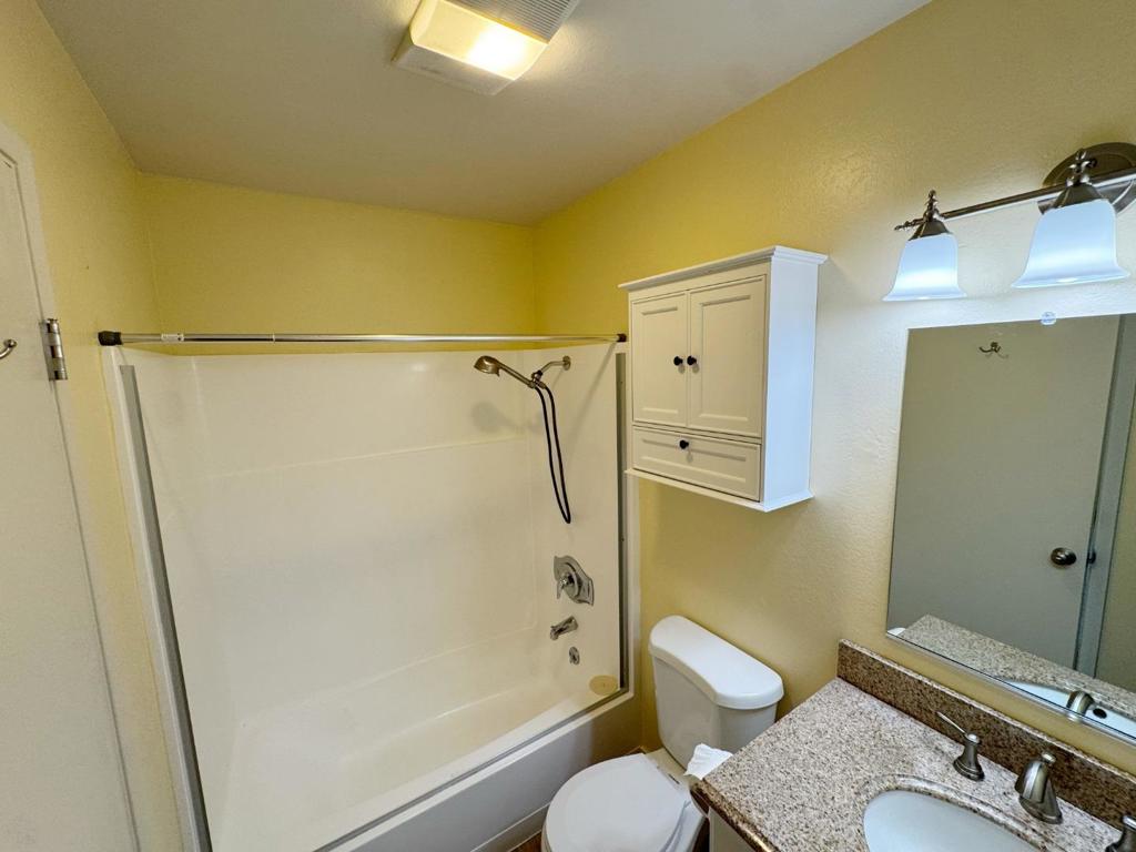 755 14th Avenue 704 Property Photo 13