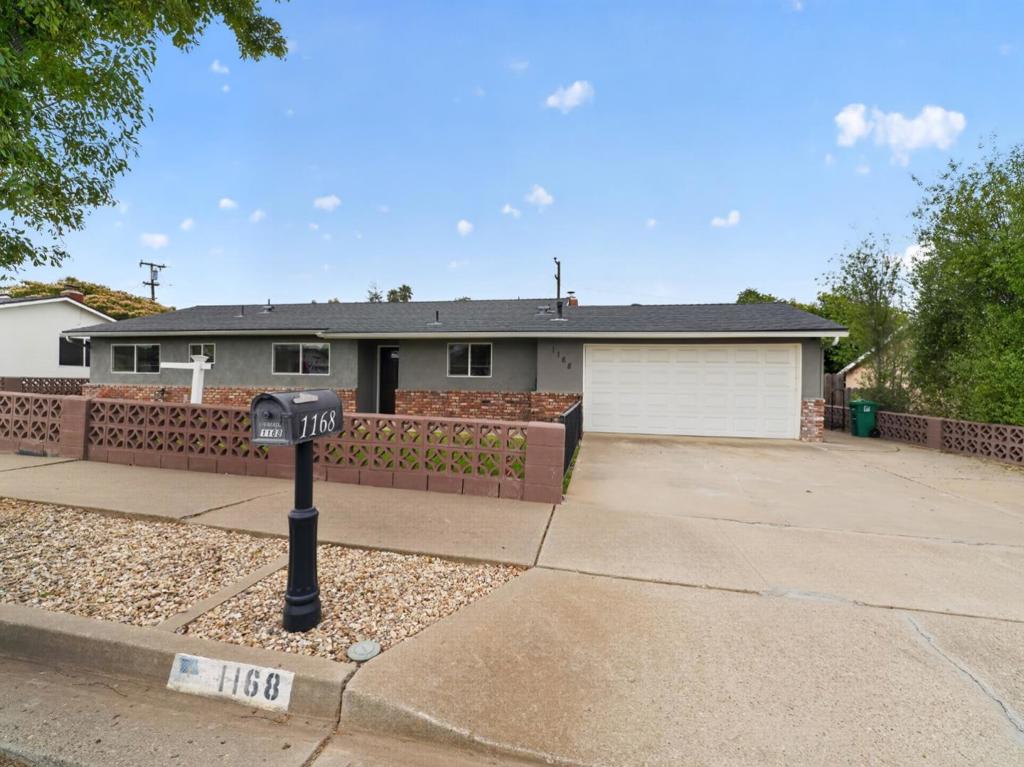 1168 E Rice Ranch Road Property Photo 3