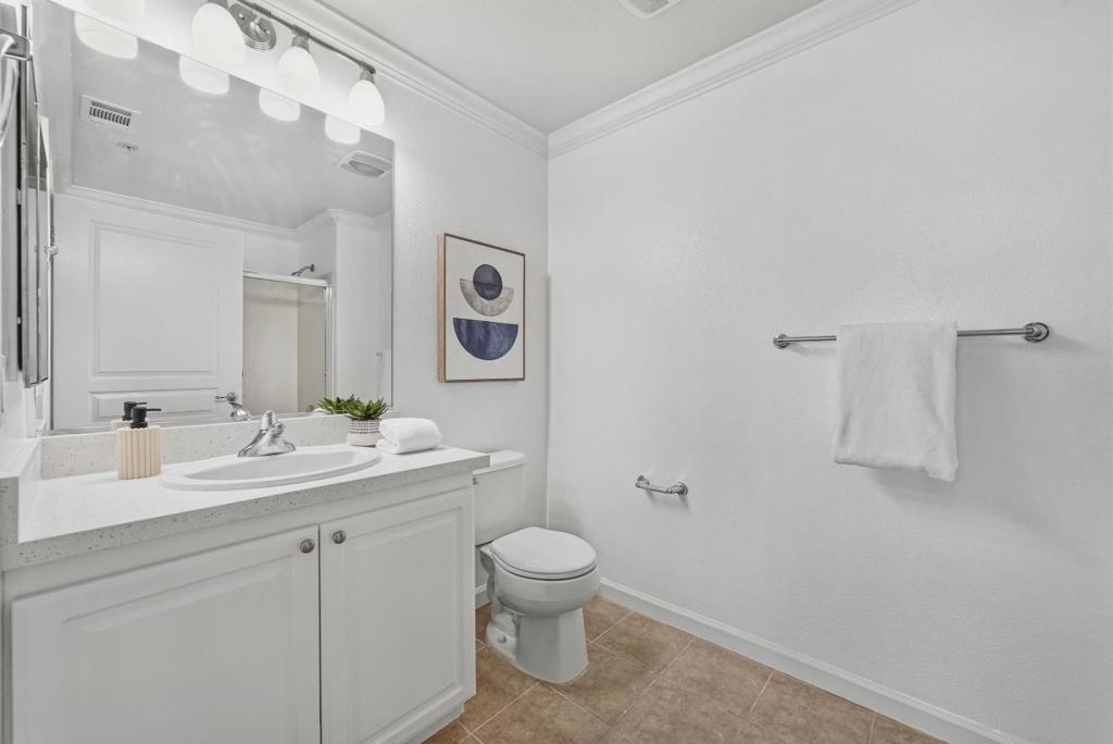 1883 Agnew Road 424 Property Photo 15