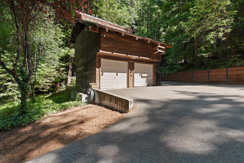 17388 Tressel Pass Road Property Photo 22