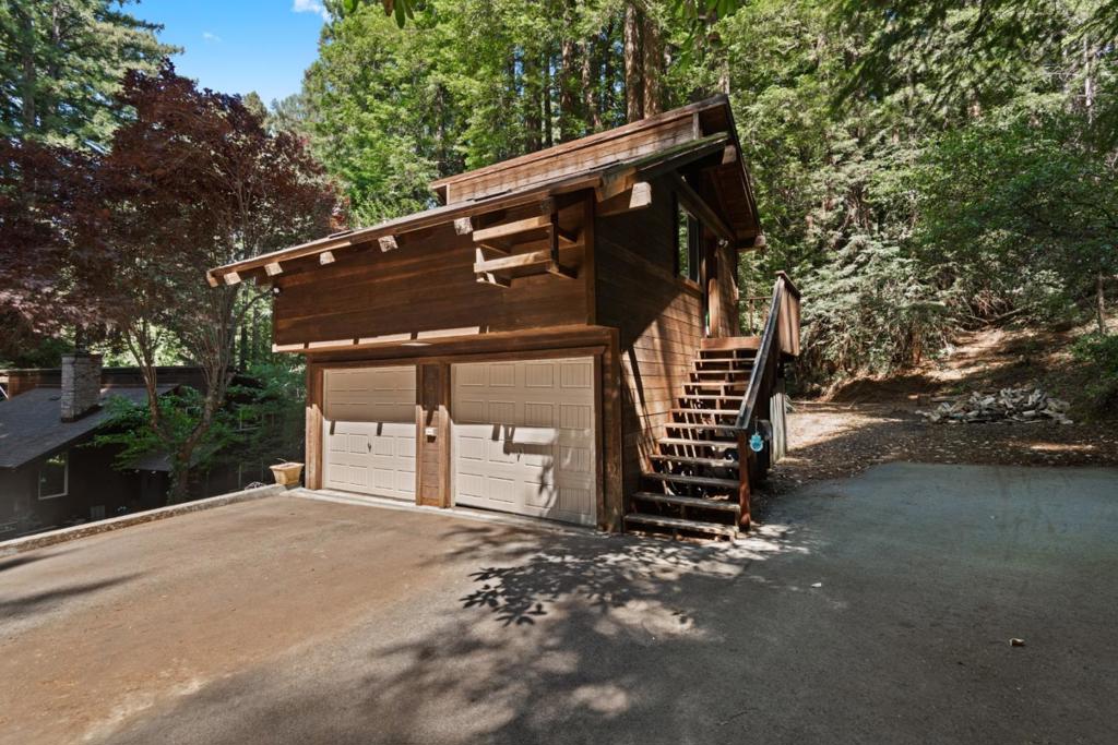 17388 Tressel Pass Road Property Photo 23