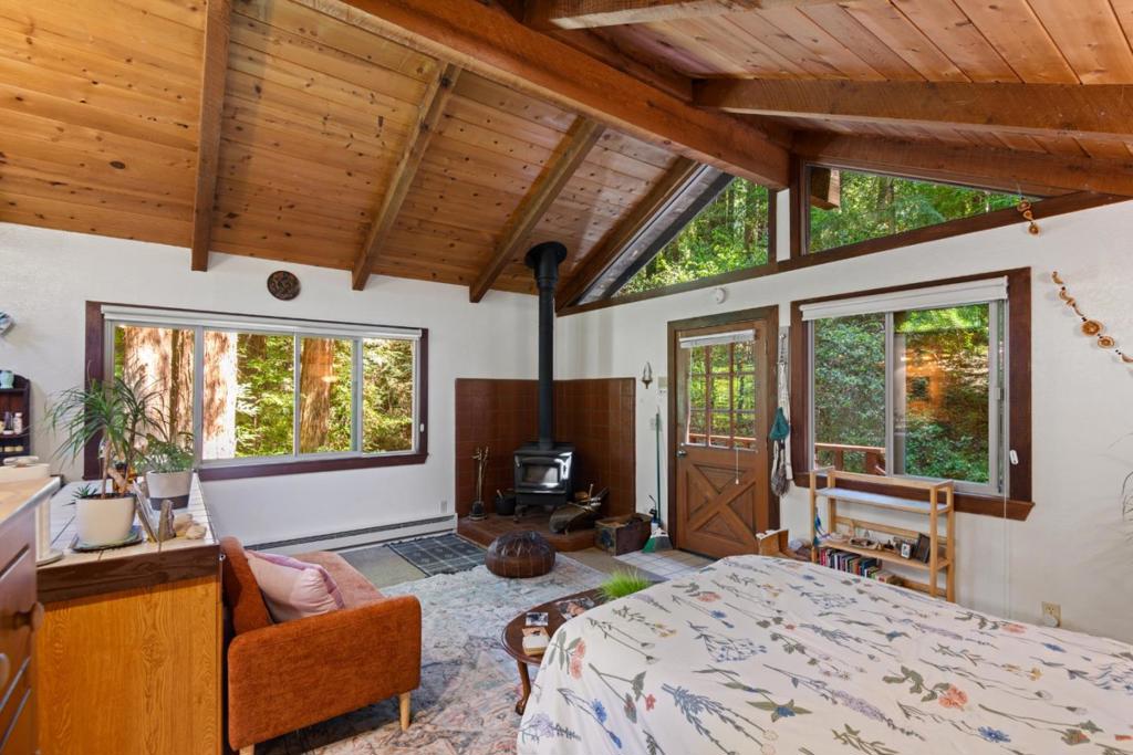 17388 Tressel Pass Road Property Photo 25