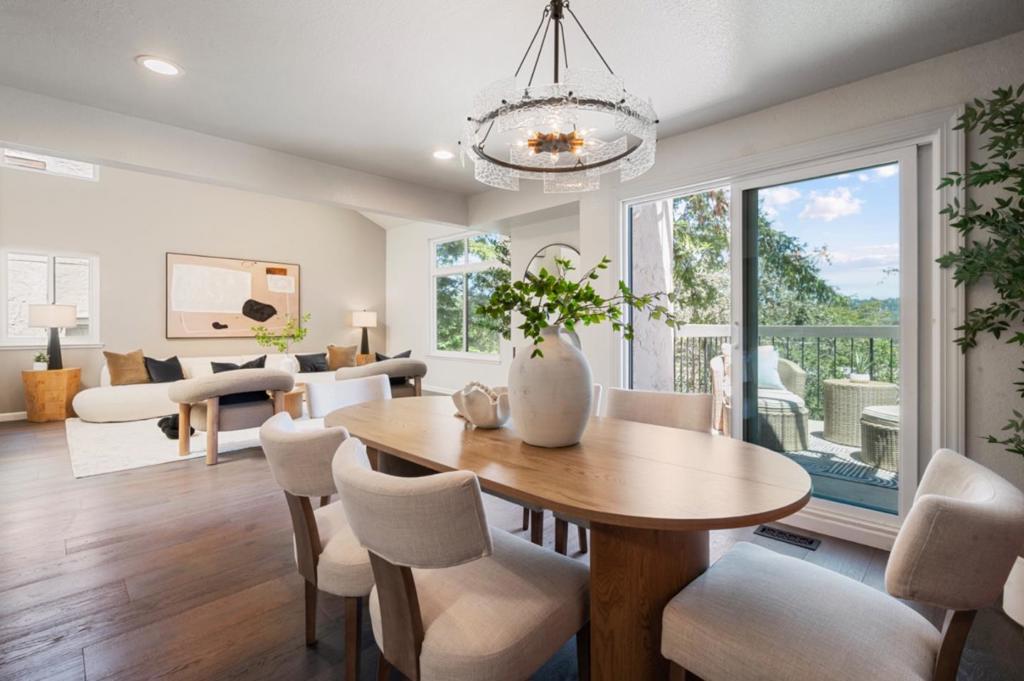 2391 Lyall Way Property Photo 14