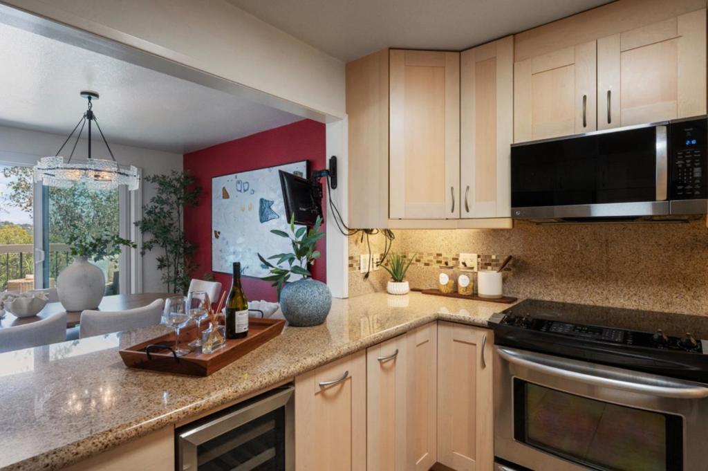 2391 Lyall Way Property Photo 22