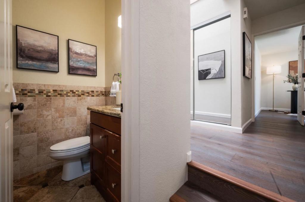 2391 Lyall Way Property Photo 39