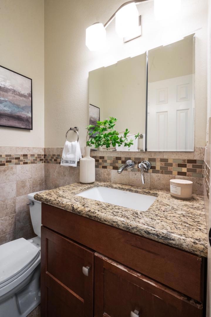 2391 Lyall Way Property Photo 41