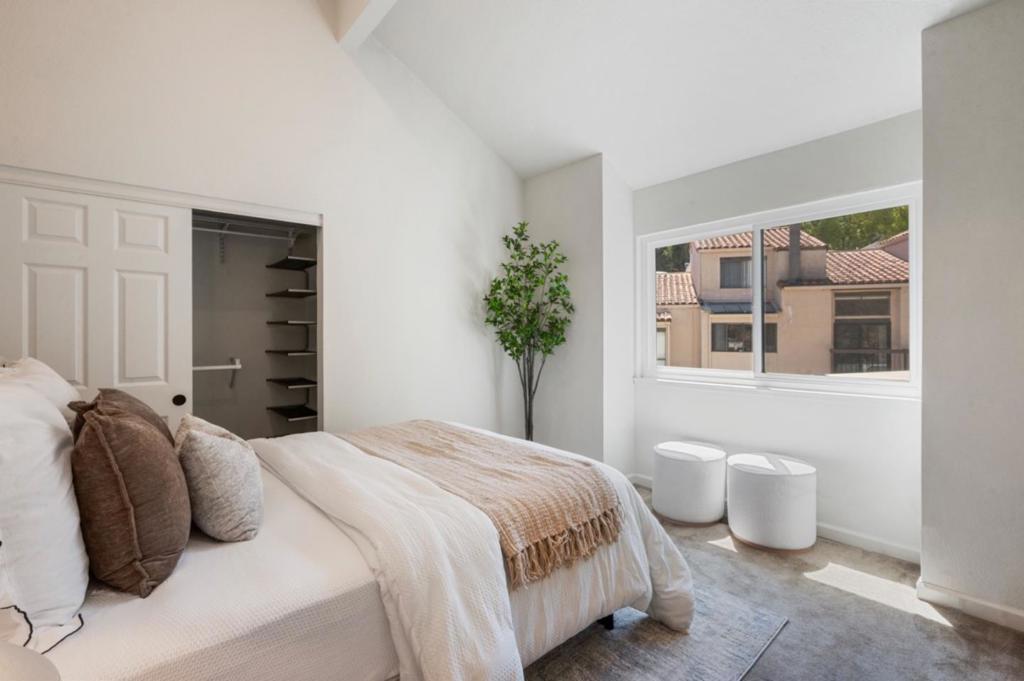2391 Lyall Way Property Photo 42