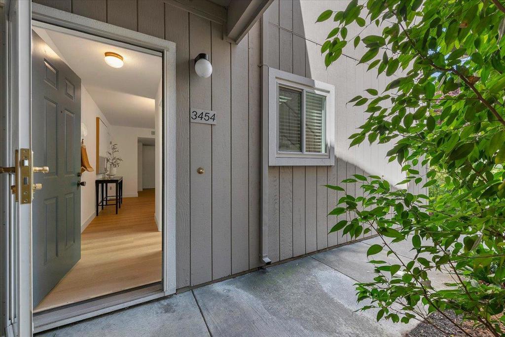 3454 Wine Cask Way Property Photo 2