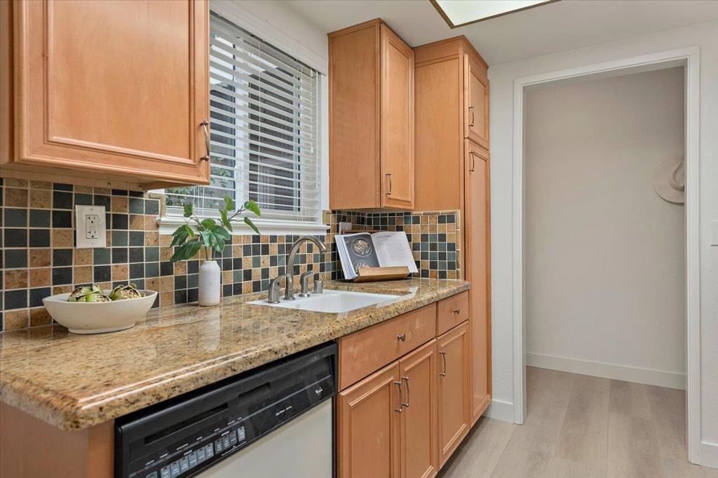 3454 Wine Cask Way Property Photo 9