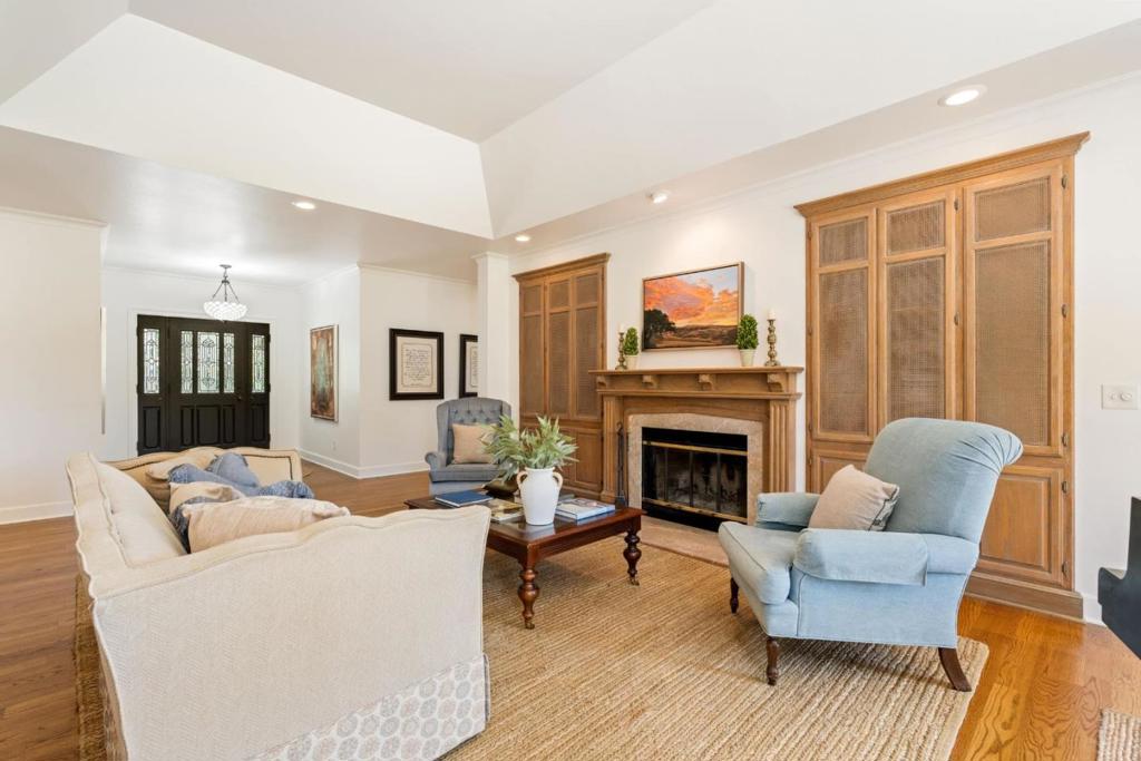 13101 Corte De Encanto Property Photo 7