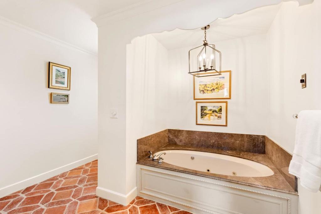 13101 Corte De Encanto Property Photo 17