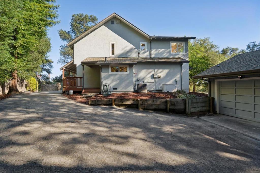 23758 Hutchinson Road Property Photo 55