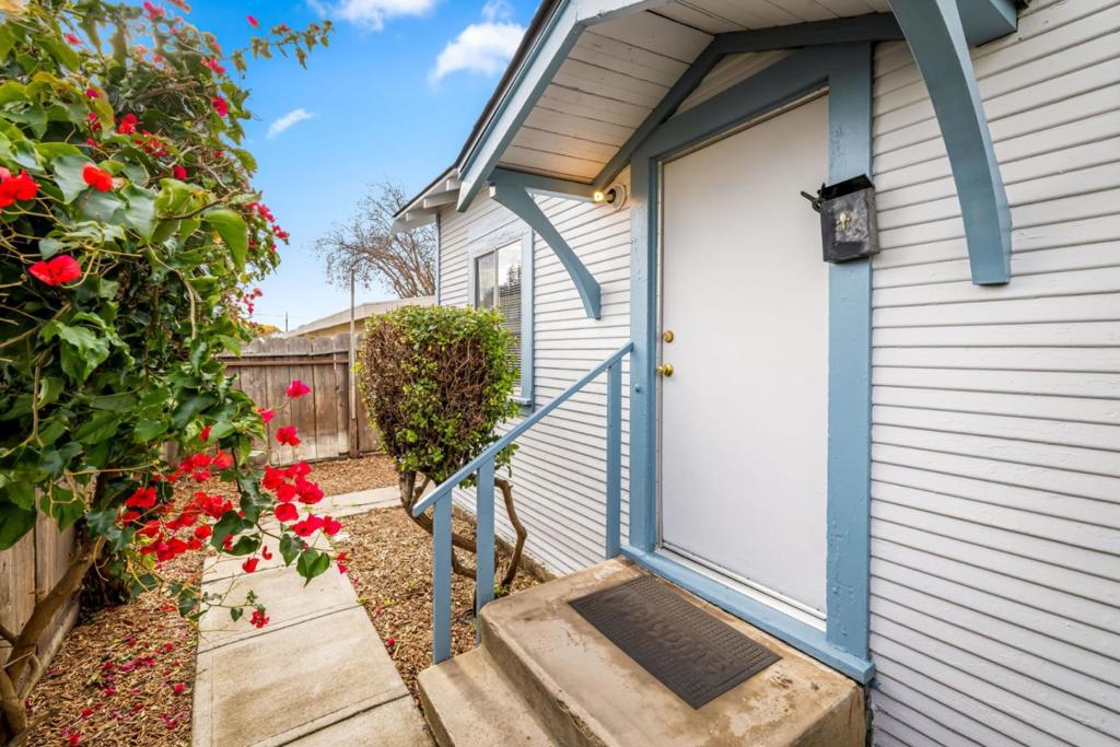 Lang Street Property Photo 38