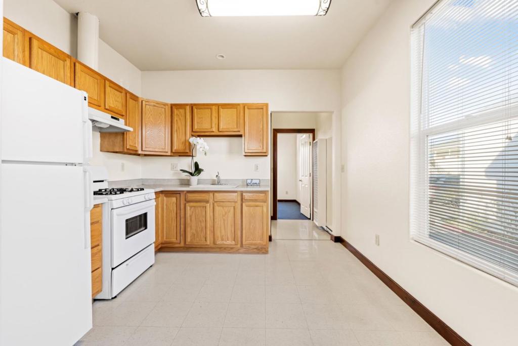 Lang Street Property Photo 65