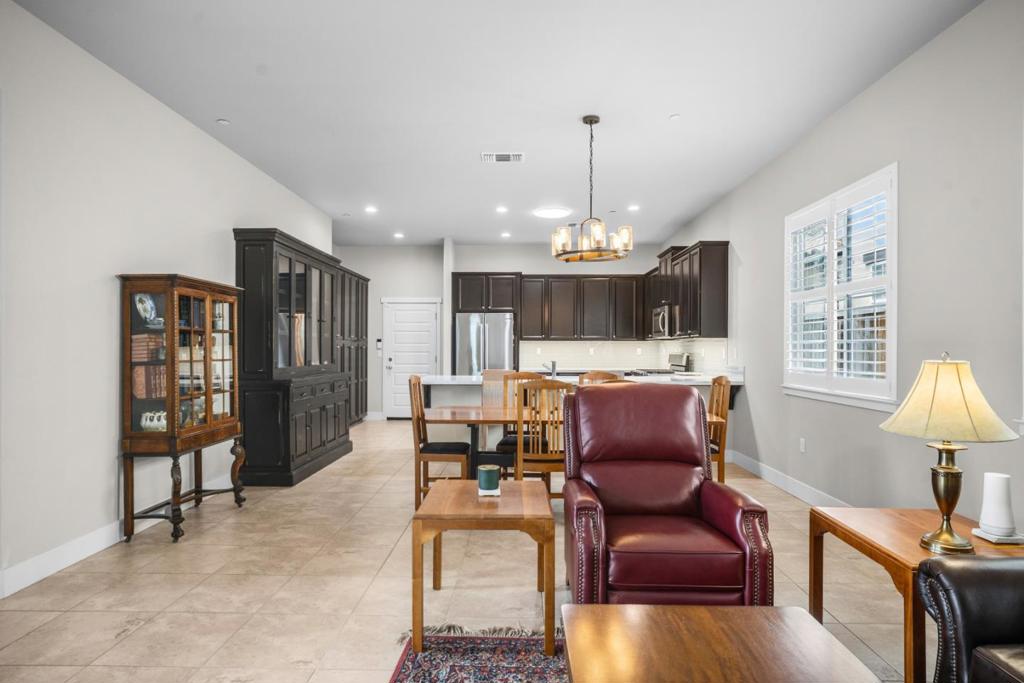 15050 Breckinridge Avenue Property Photo 11