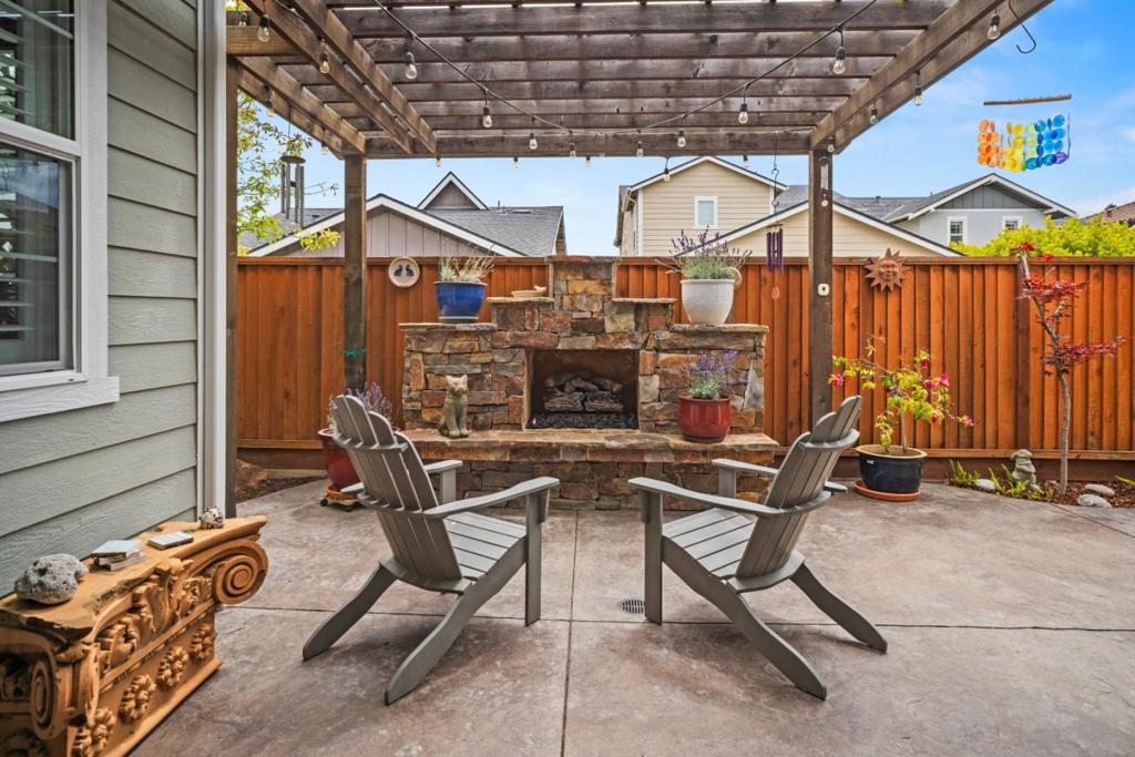 15050 Breckinridge Avenue Property Photo 27