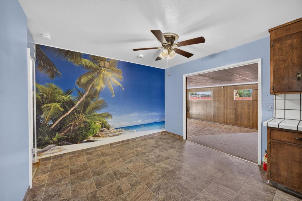 8431 Wayland Lane Property Photo 17