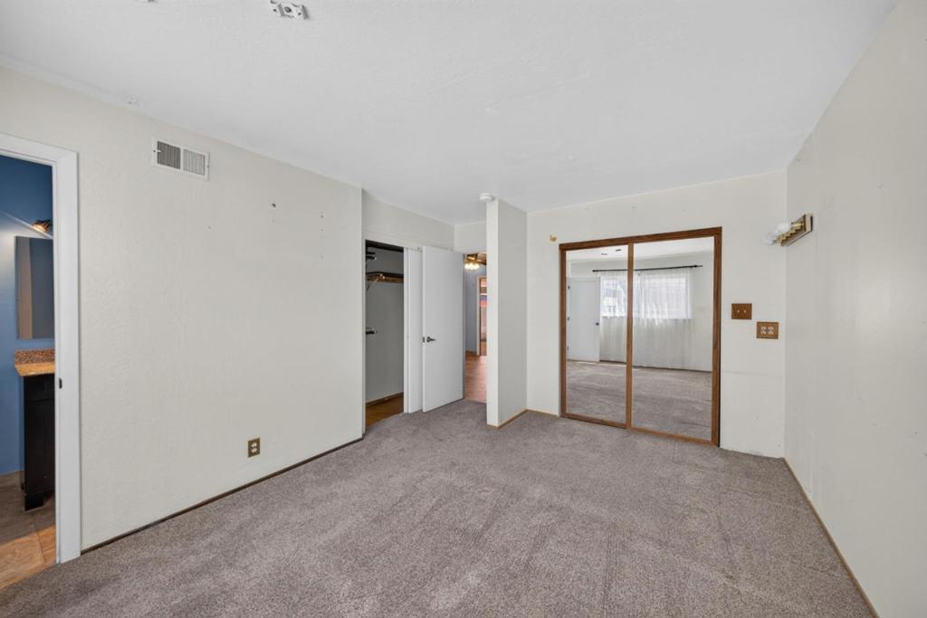 8431 Wayland Lane Property Photo 25