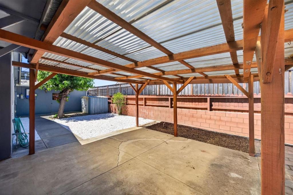8431 Wayland Lane Property Photo 39