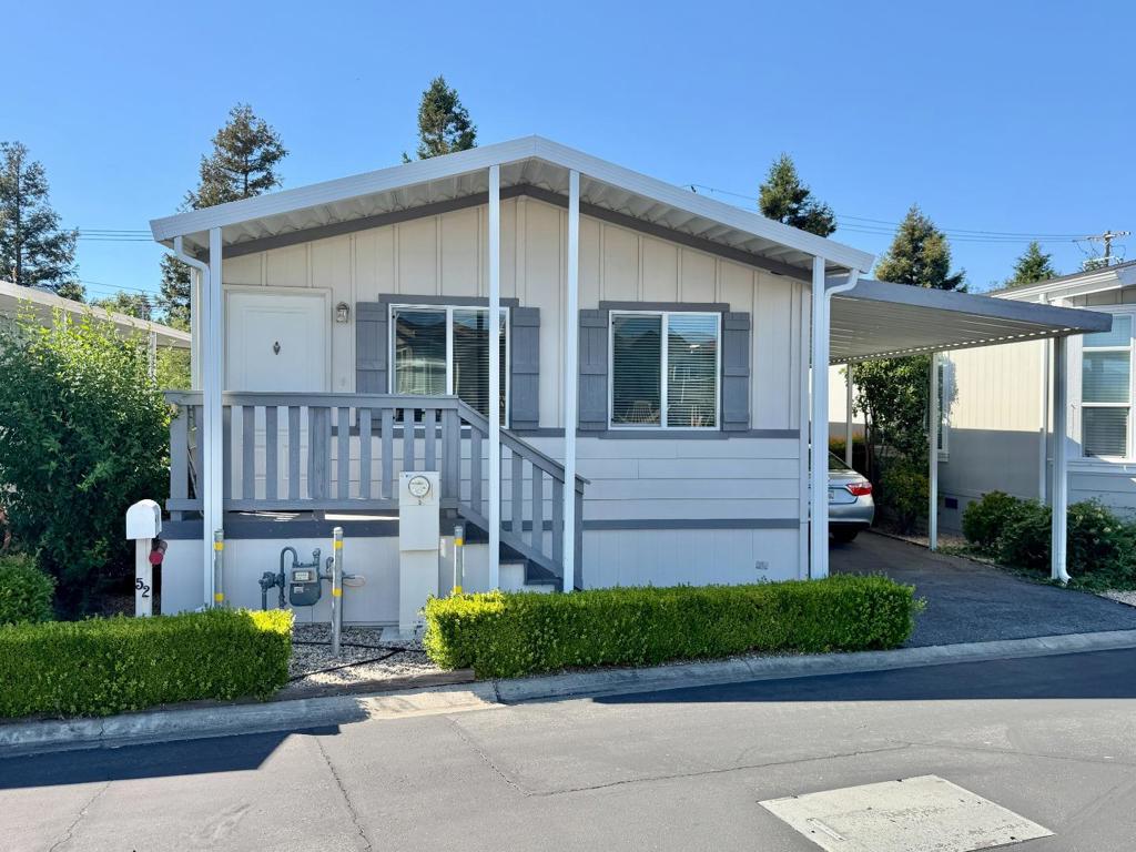 325 Sylvan Avenue 52 Property Photo 1