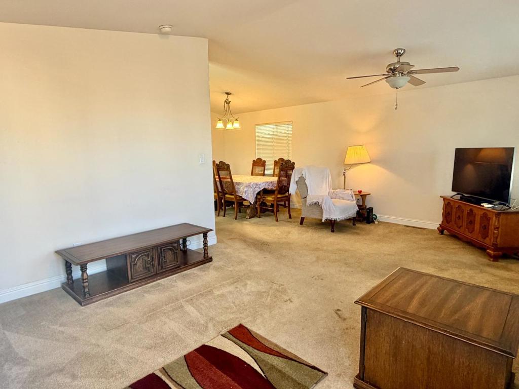 325 Sylvan Avenue 52 Property Photo 6
