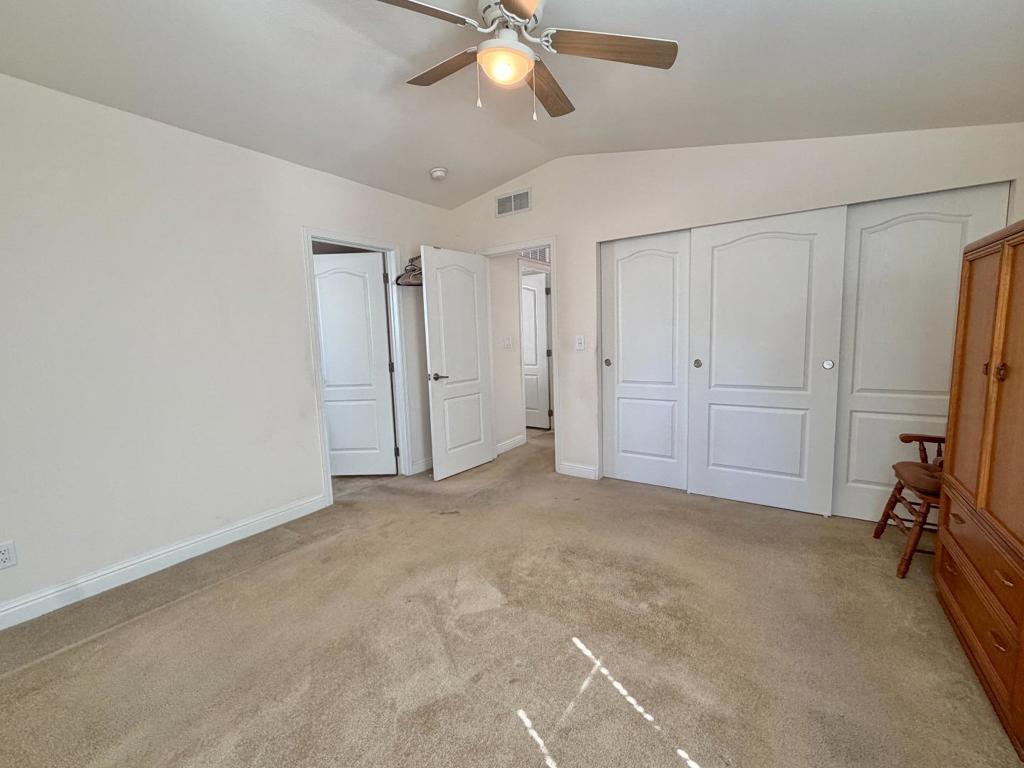 325 Sylvan Avenue 52 Property Photo 9