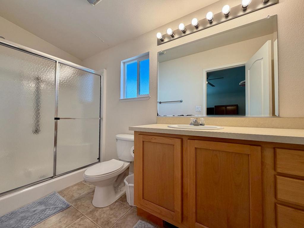 325 Sylvan Avenue 52 Property Photo 11