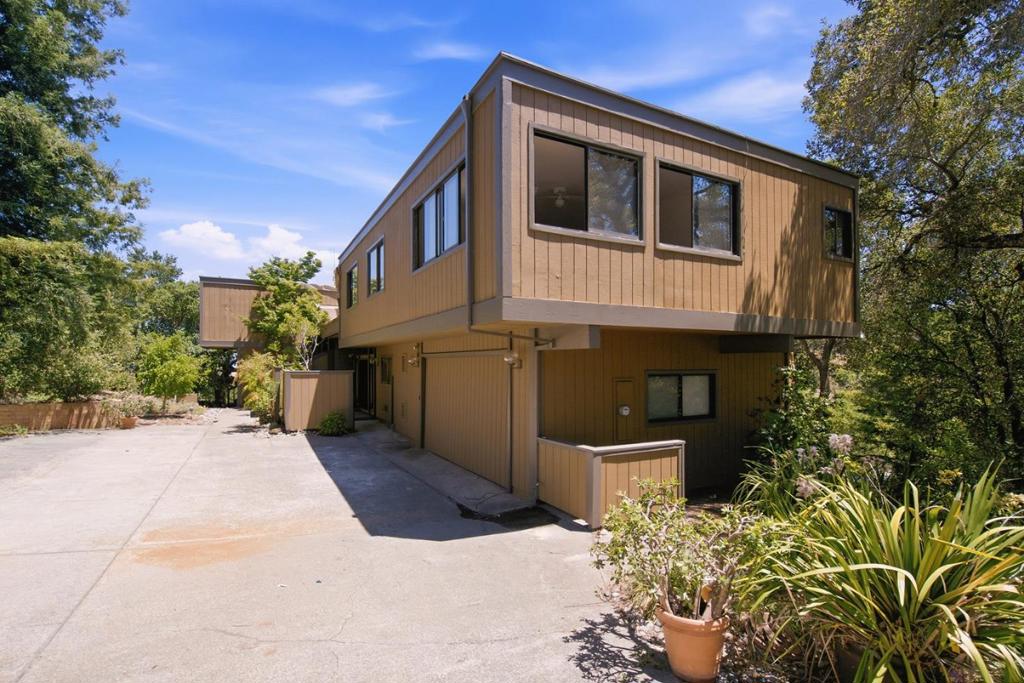 285 Escobar Road Property Photo 1
