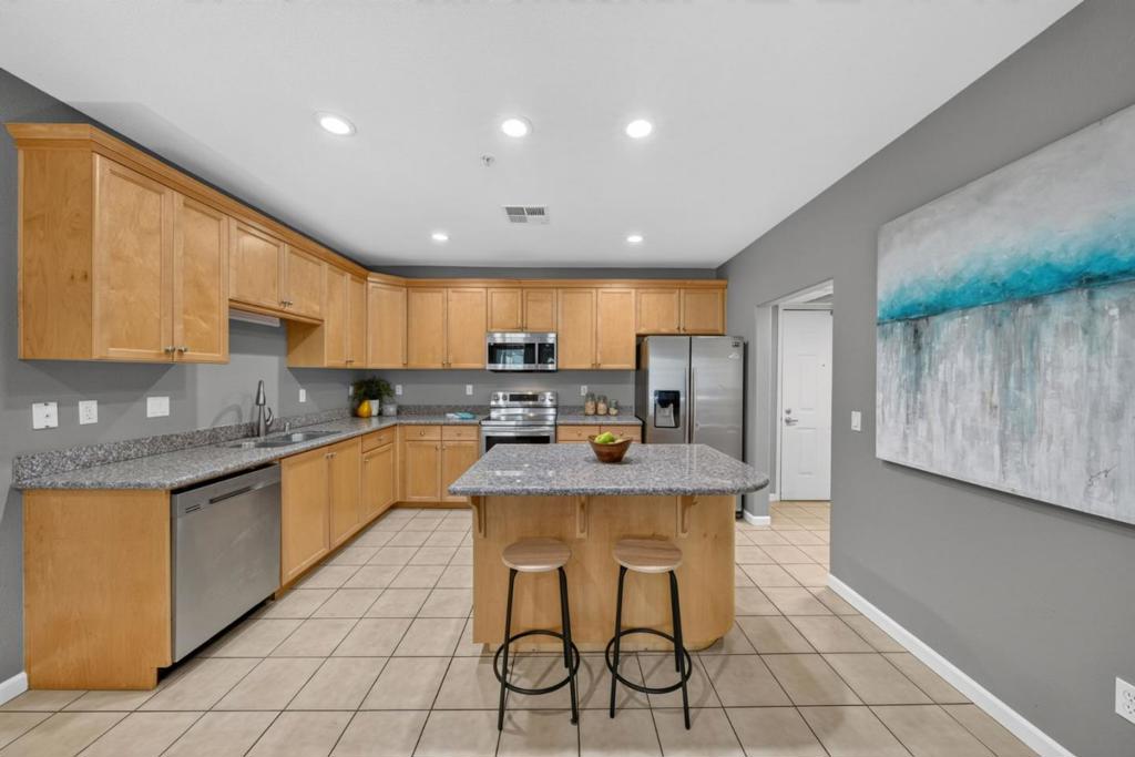 88 N Jackson Avenue 307 Property Photo 12