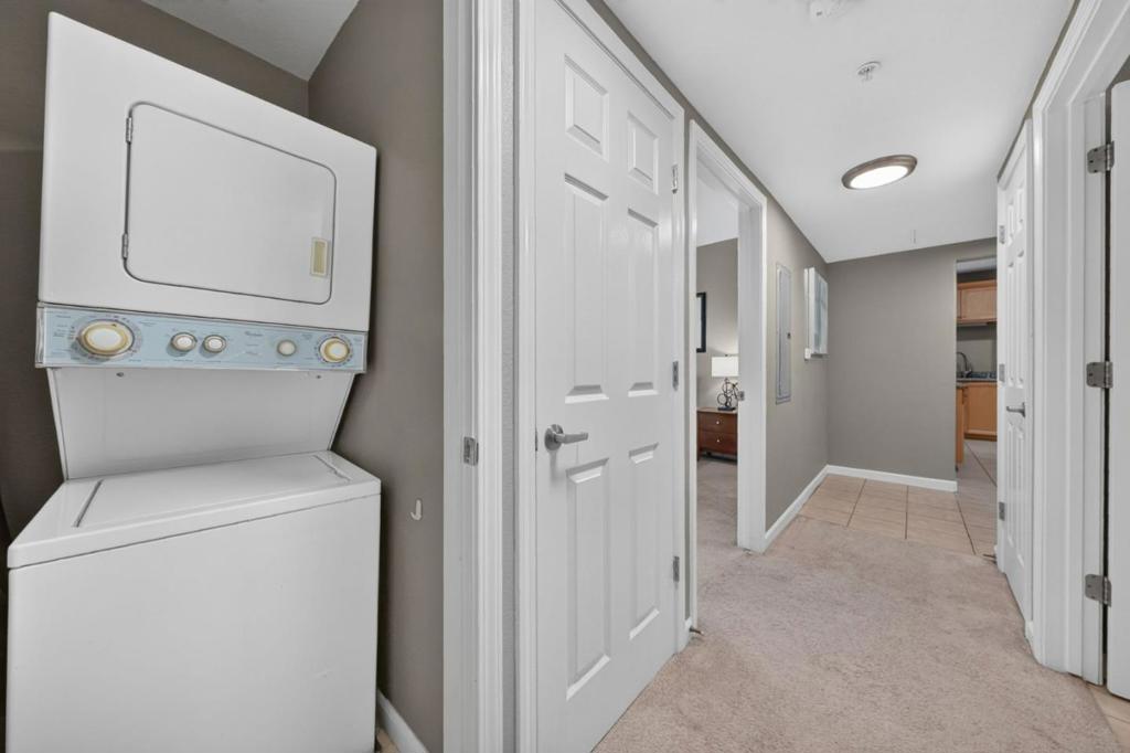 88 N Jackson Avenue 307 Property Photo 24