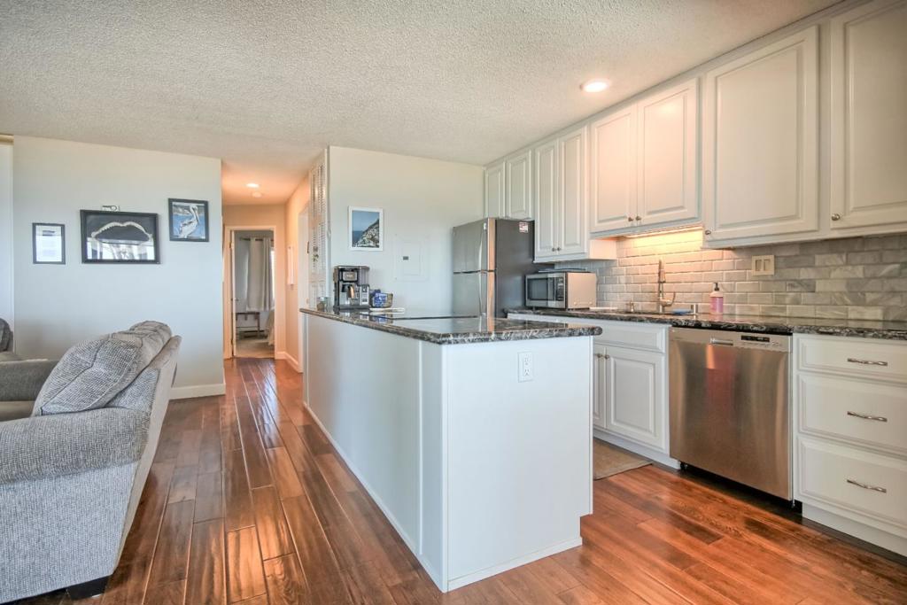 825 Balboa Avenue 205 Property Photo 6