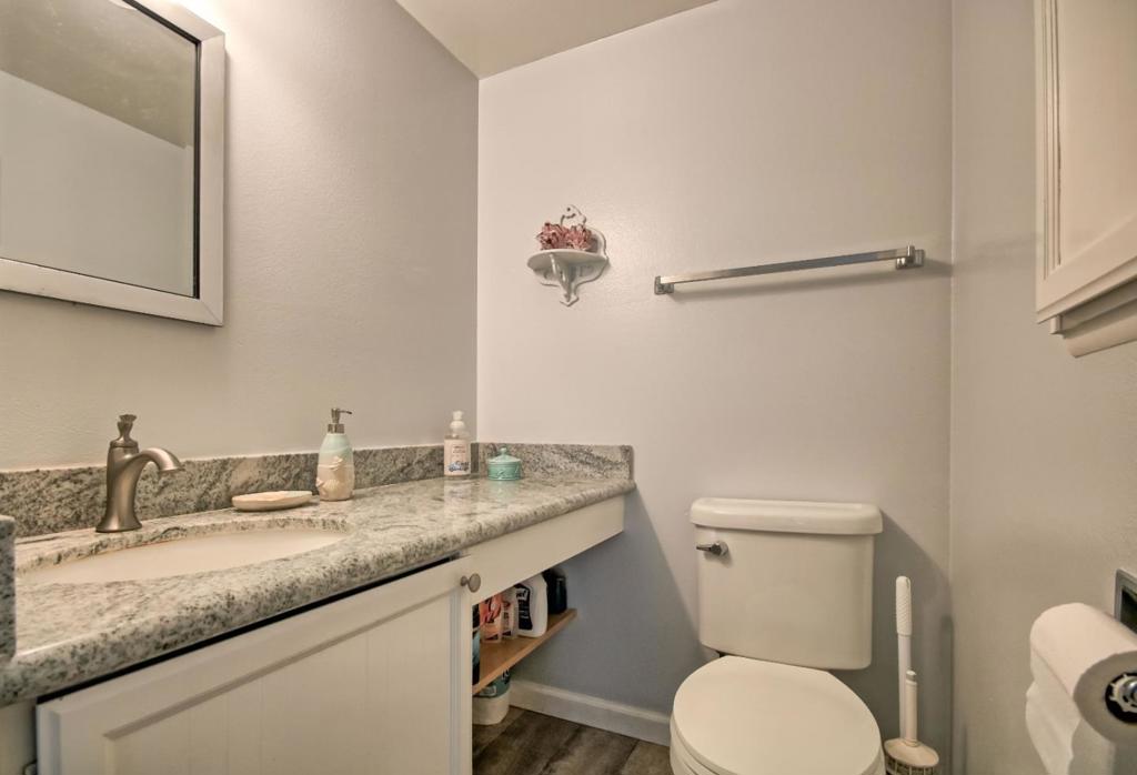 825 Balboa Avenue 205 Property Photo 16