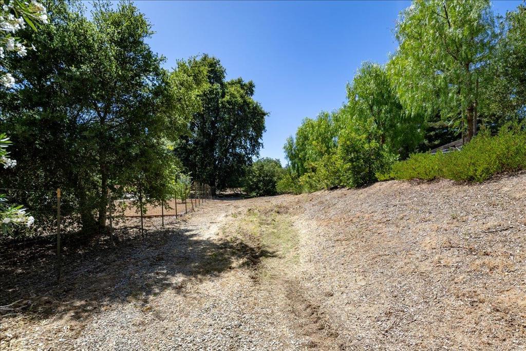 14171 Chester Avenue Property Photo 47