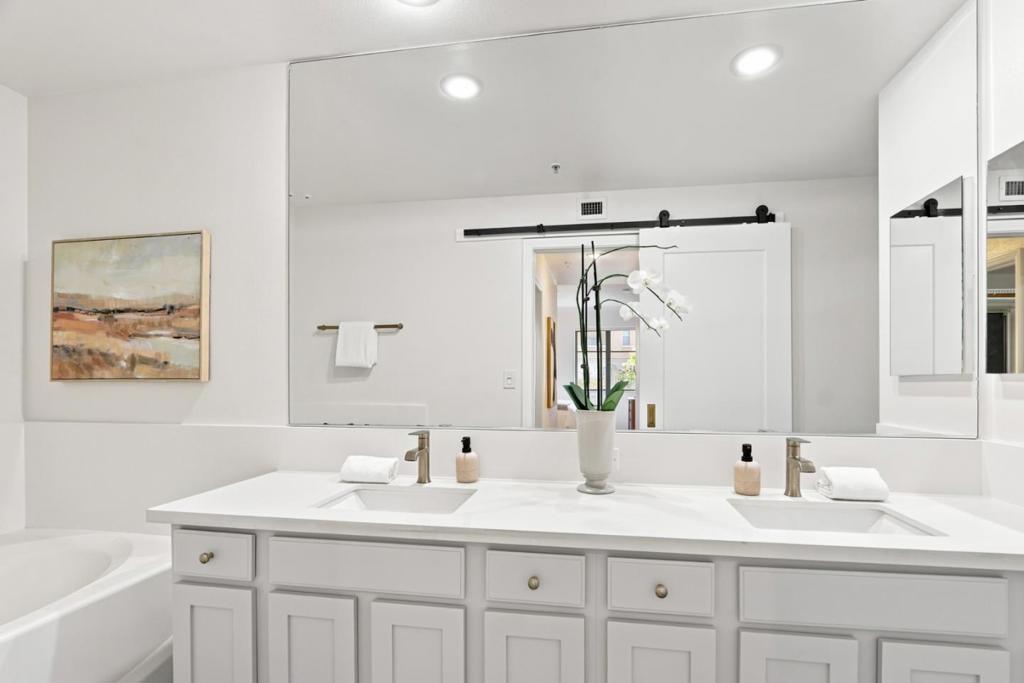 144 S 3rd Street 110 Property Photo 42