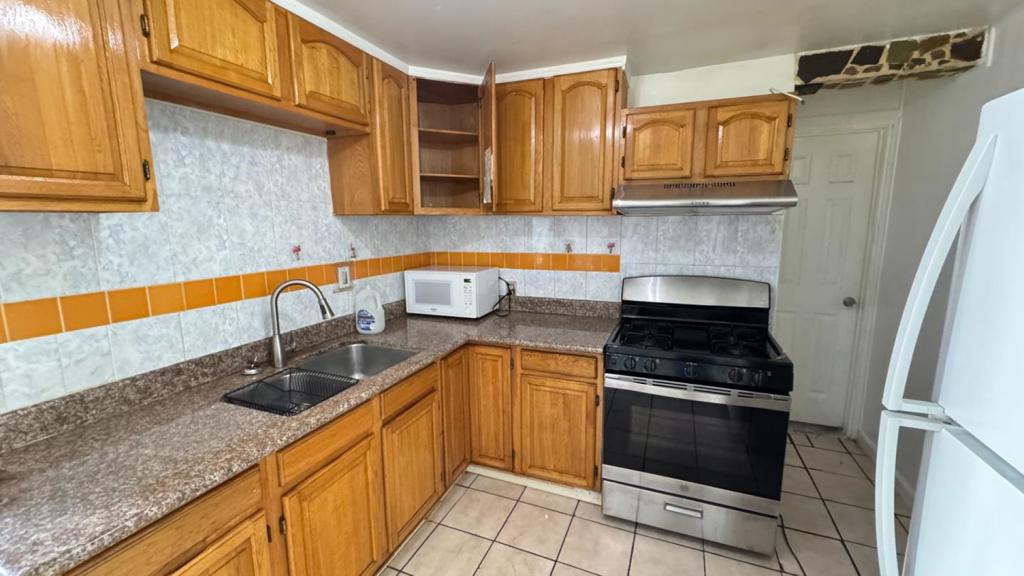 89 Farallones Street Property Photo 4