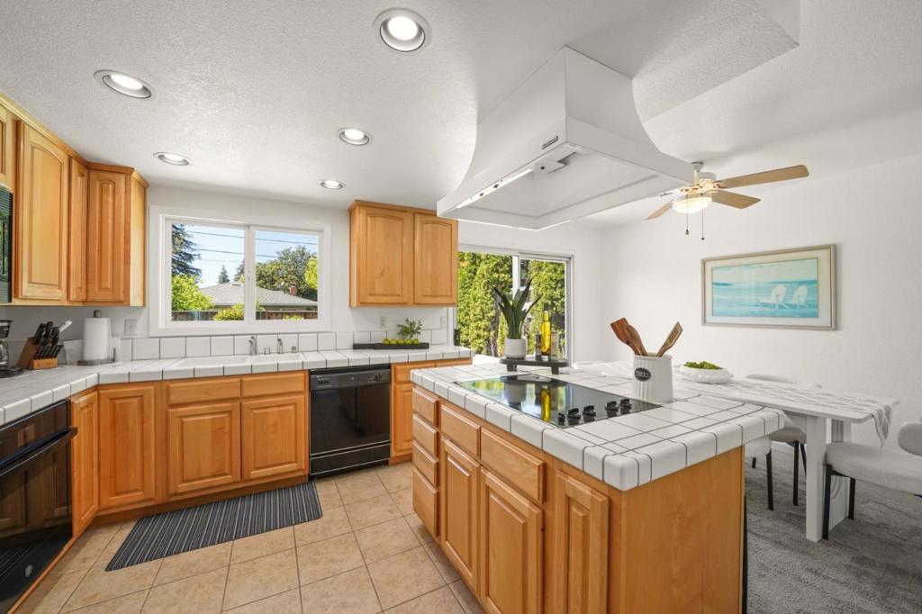 529 Bryce Court Property Photo 14
