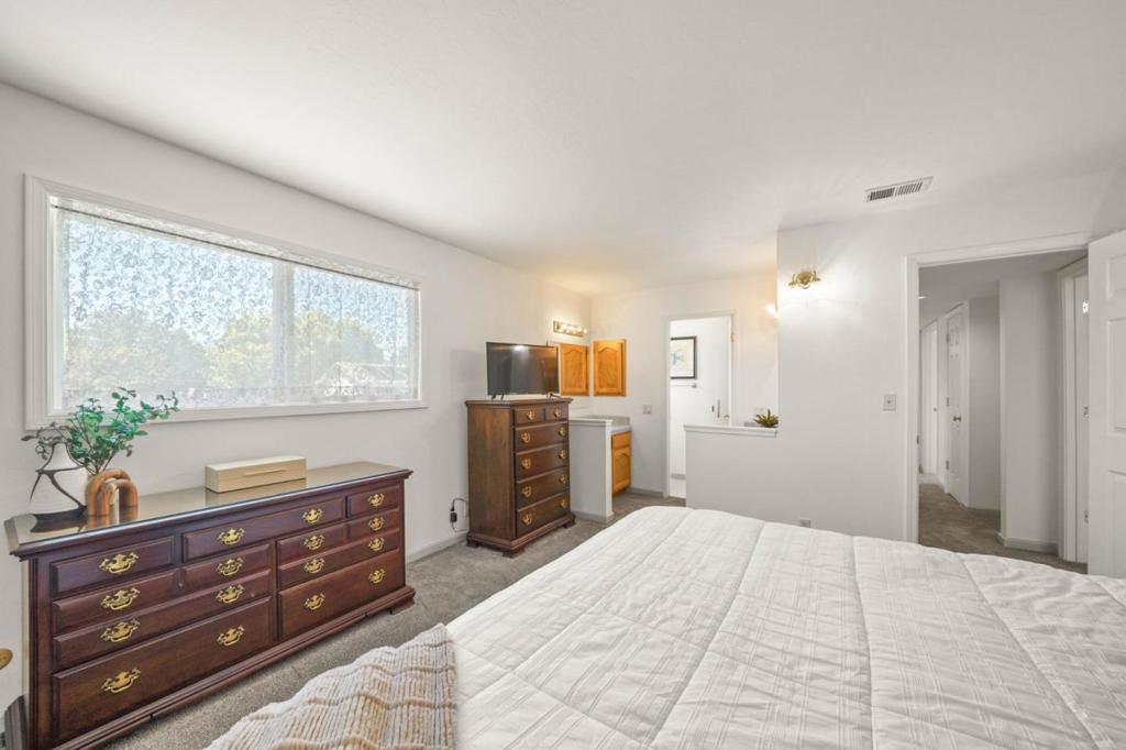 529 Bryce Court Property Photo 19